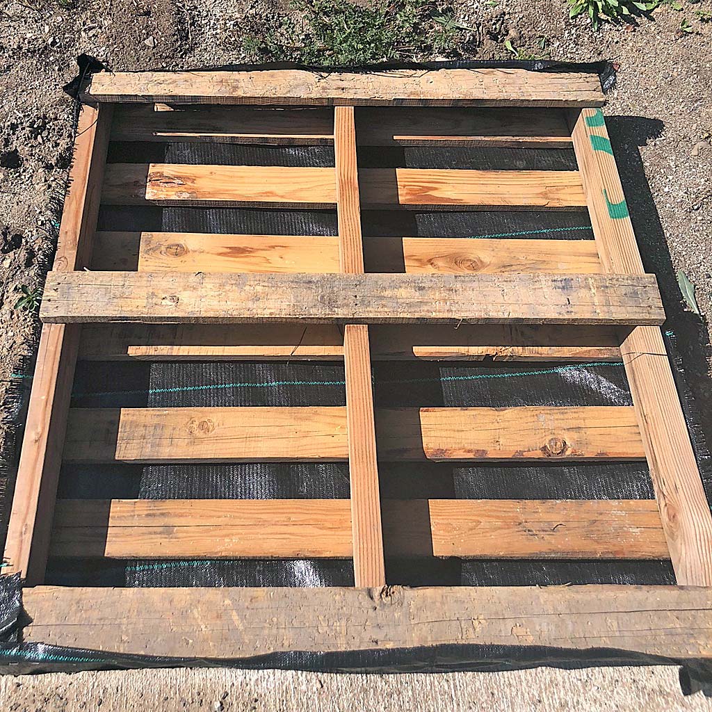 DIY pallet planter